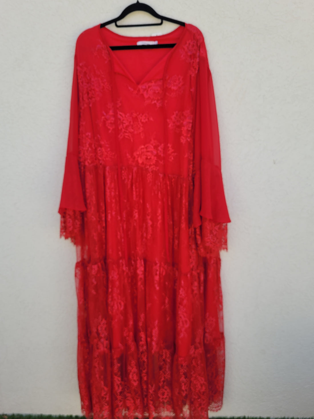 שמלת ערב תחרה אדומה