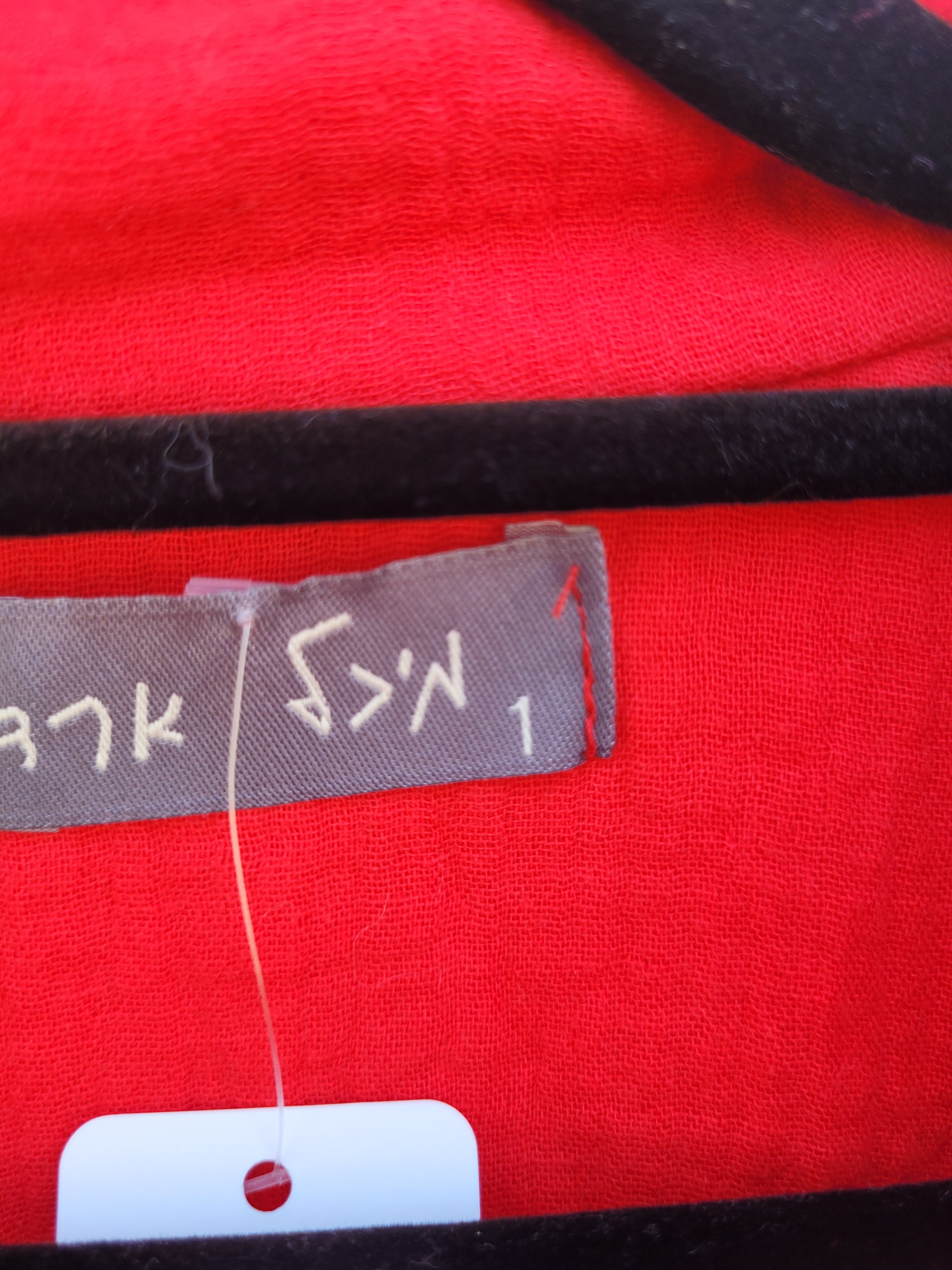 זקט דק אדום