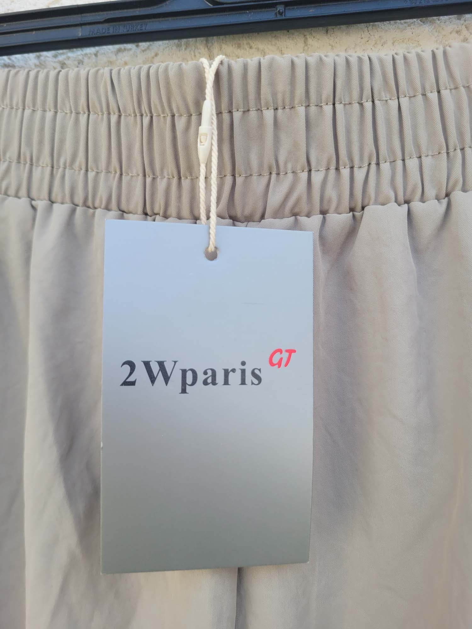 מכנסיים רחבים עם גומי