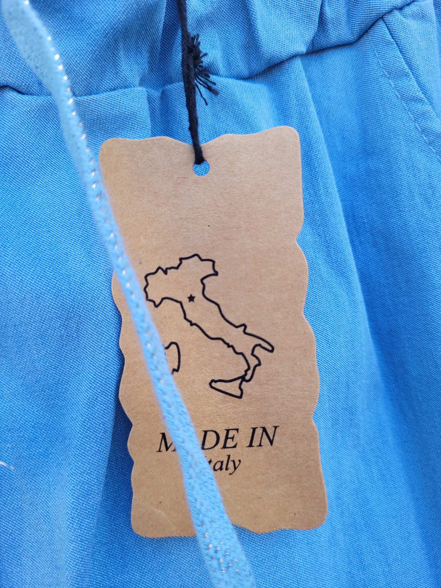 מכנסיים עם גומי ושרוך קשירה