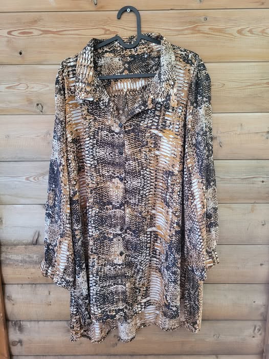 טוניקה מנוחשת