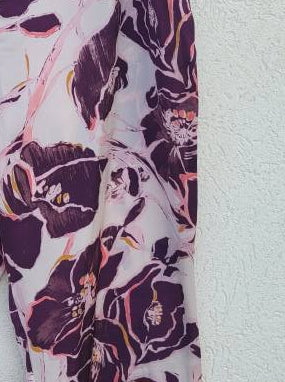 מכנסי בד פרחוניים עם גומי