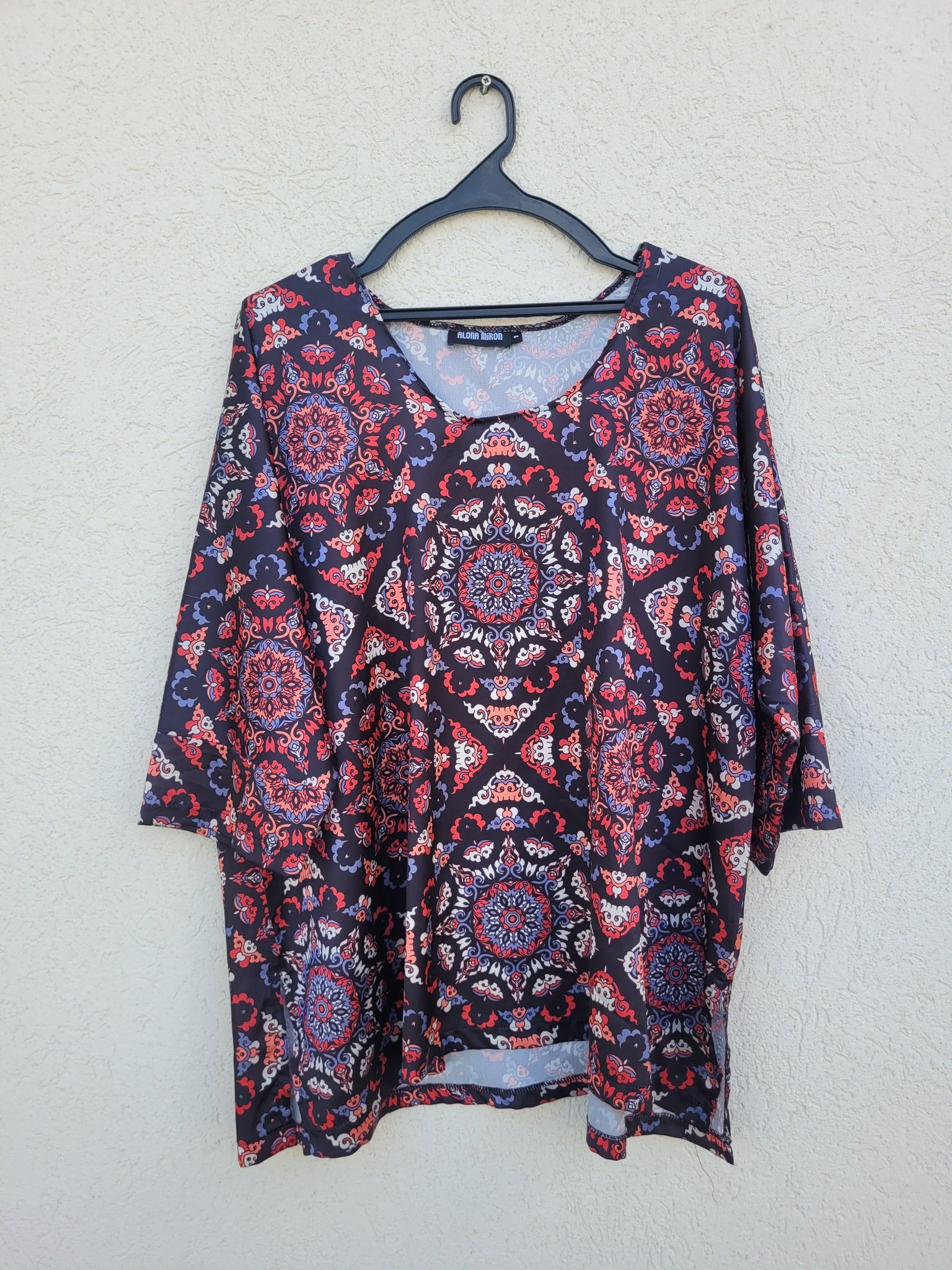 חולצה קצרה צבעונית