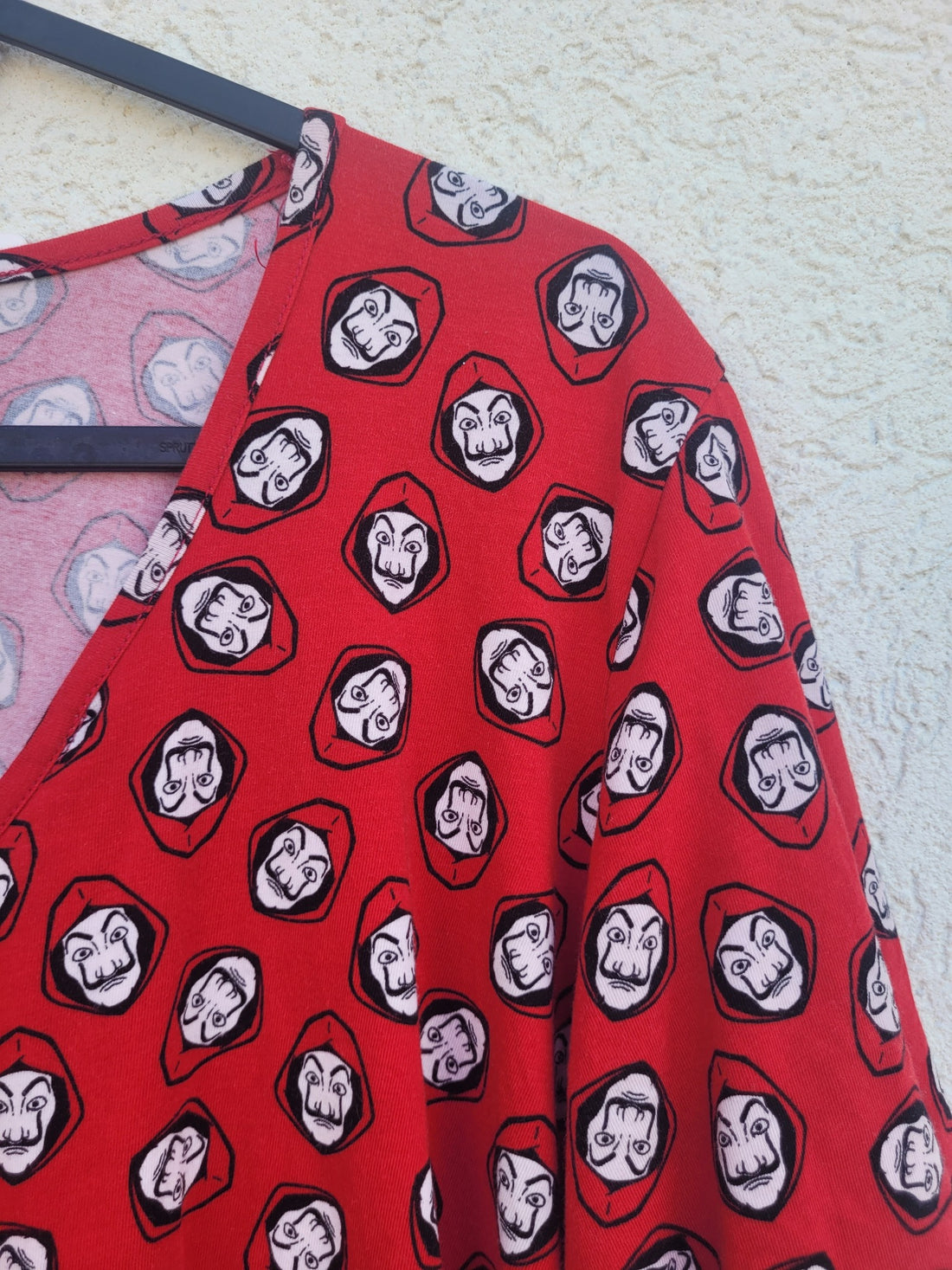 חולצה בגזרה A