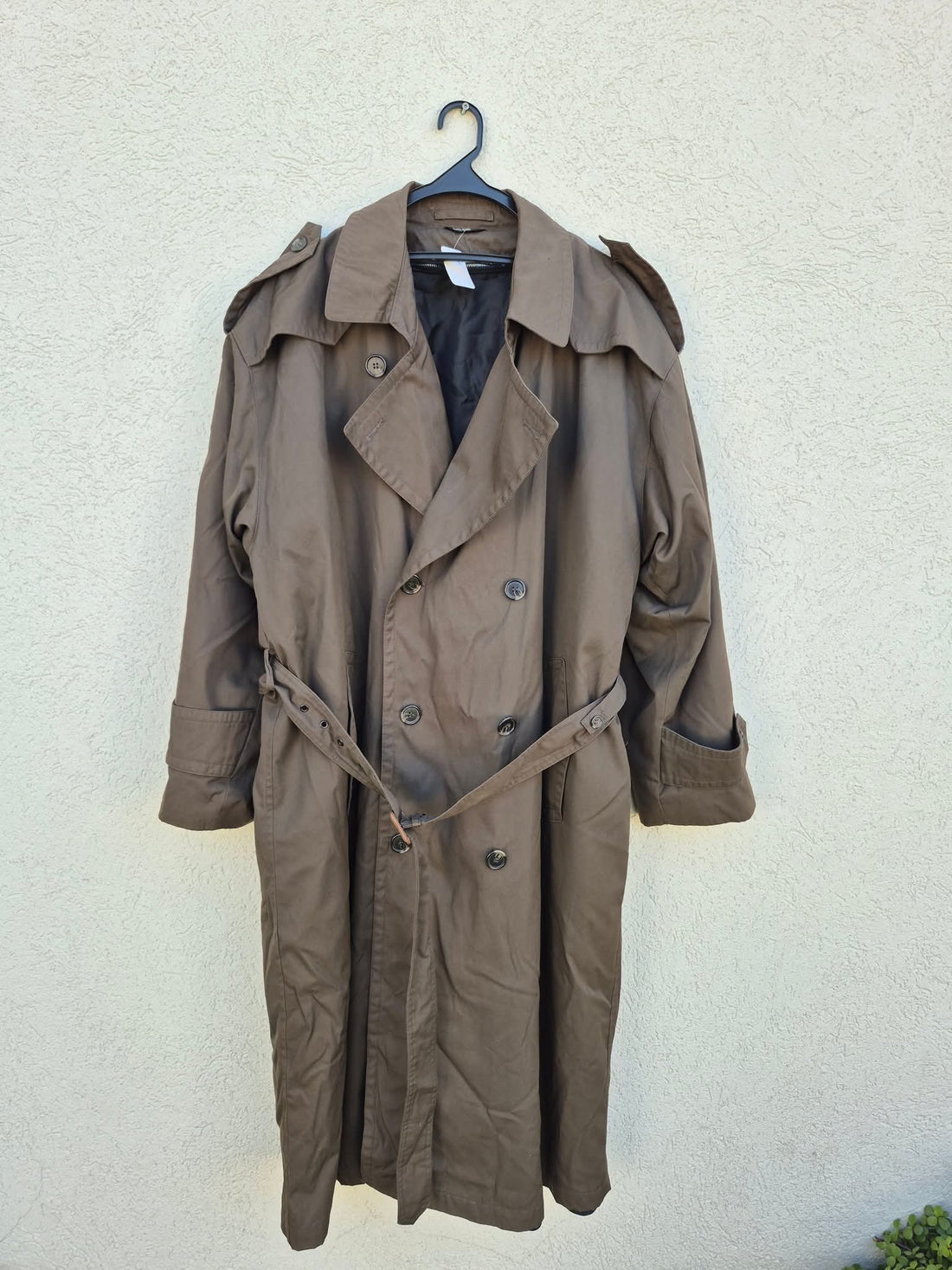 מעיל טרנץ חום עם בטנה מתפרקת