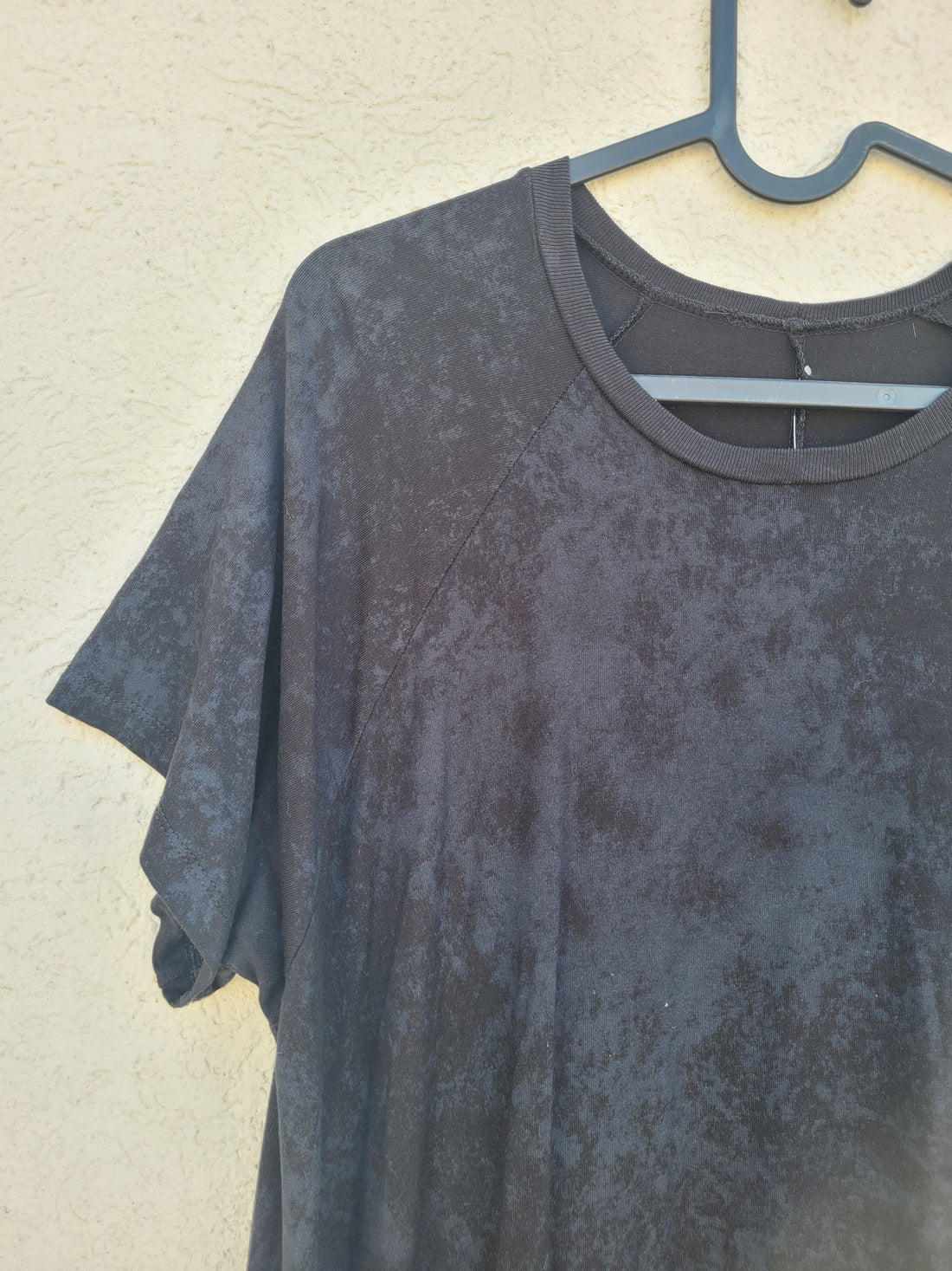 שמלת מקסי בשחור-אפור