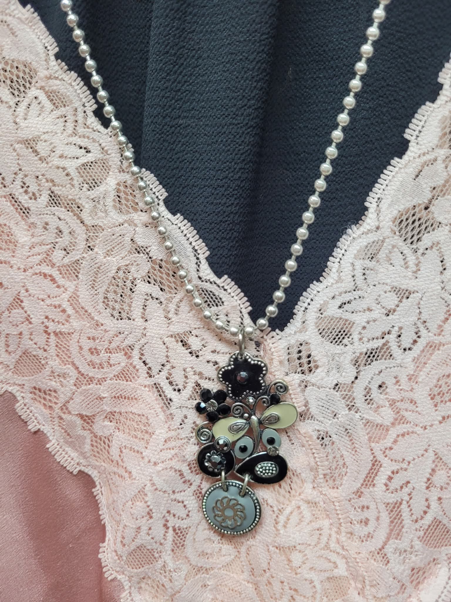 שרשרת כסופה עם אלמנטים