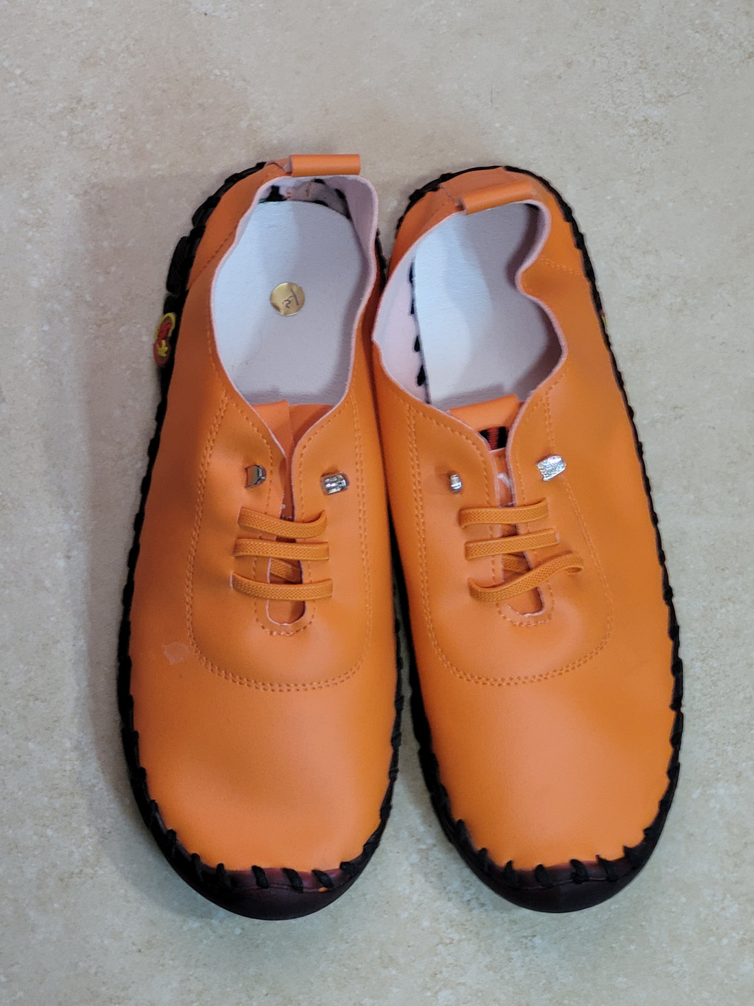 נעליים שטוחות עצומות מידה 42