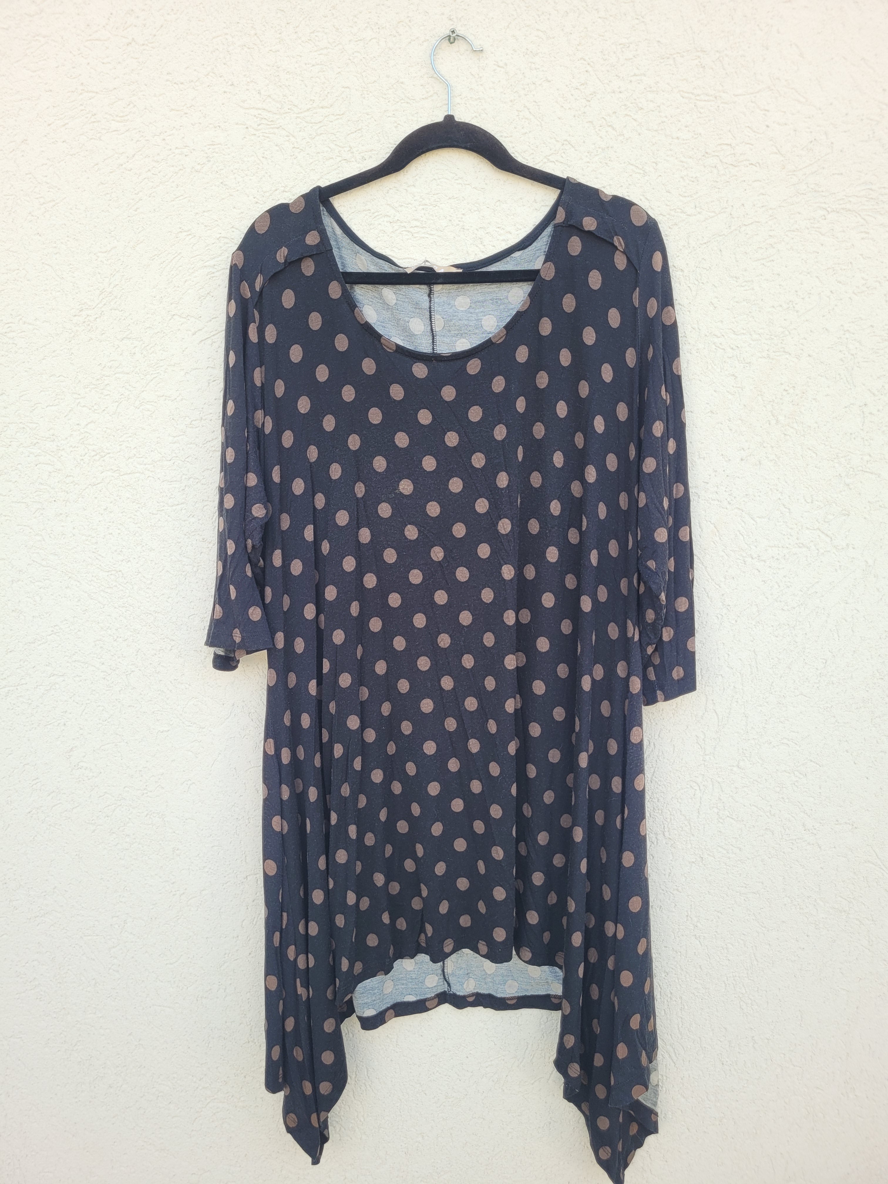 טוניקת טריקו נקודות