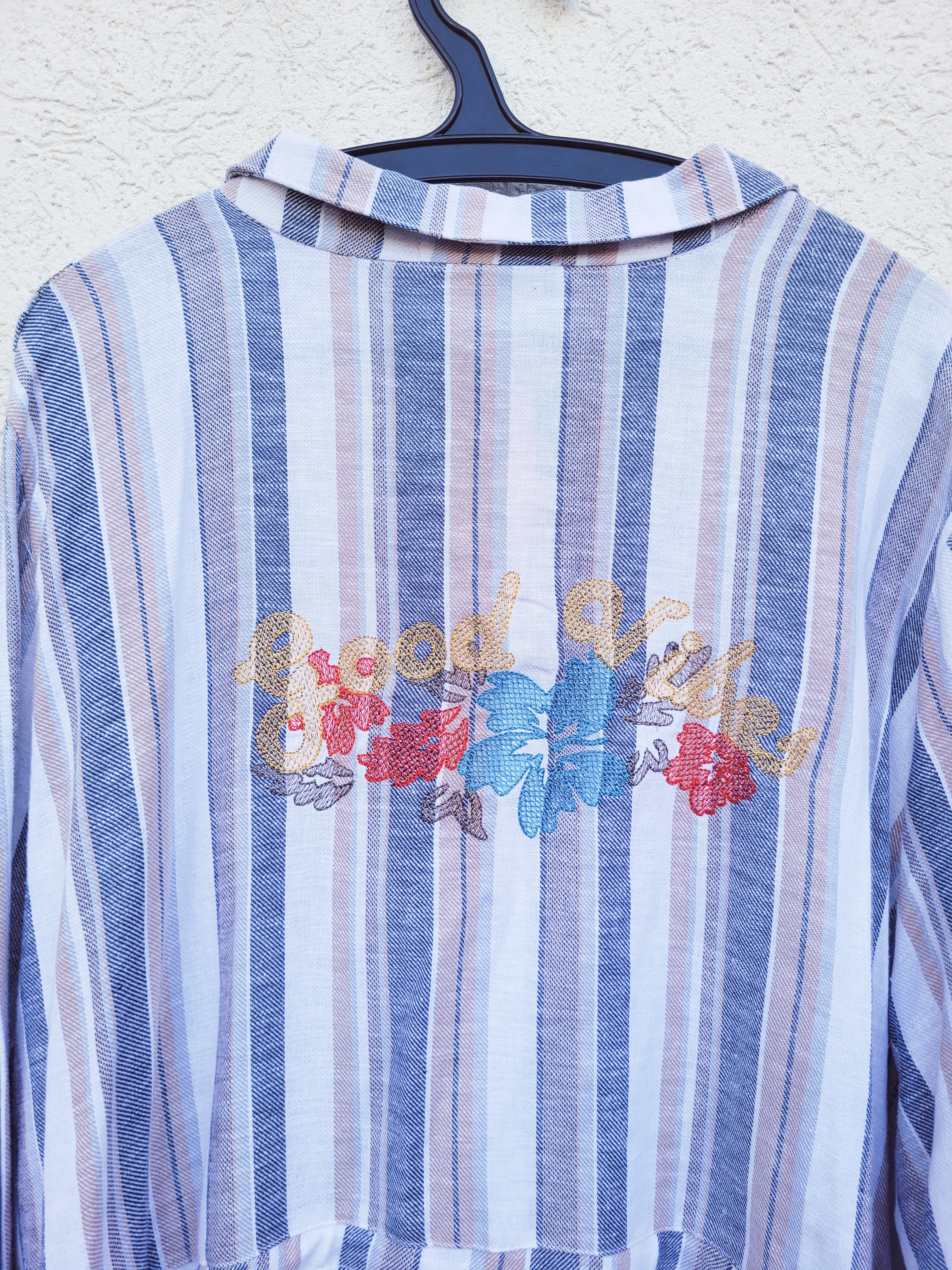 שמלת מידי פסים