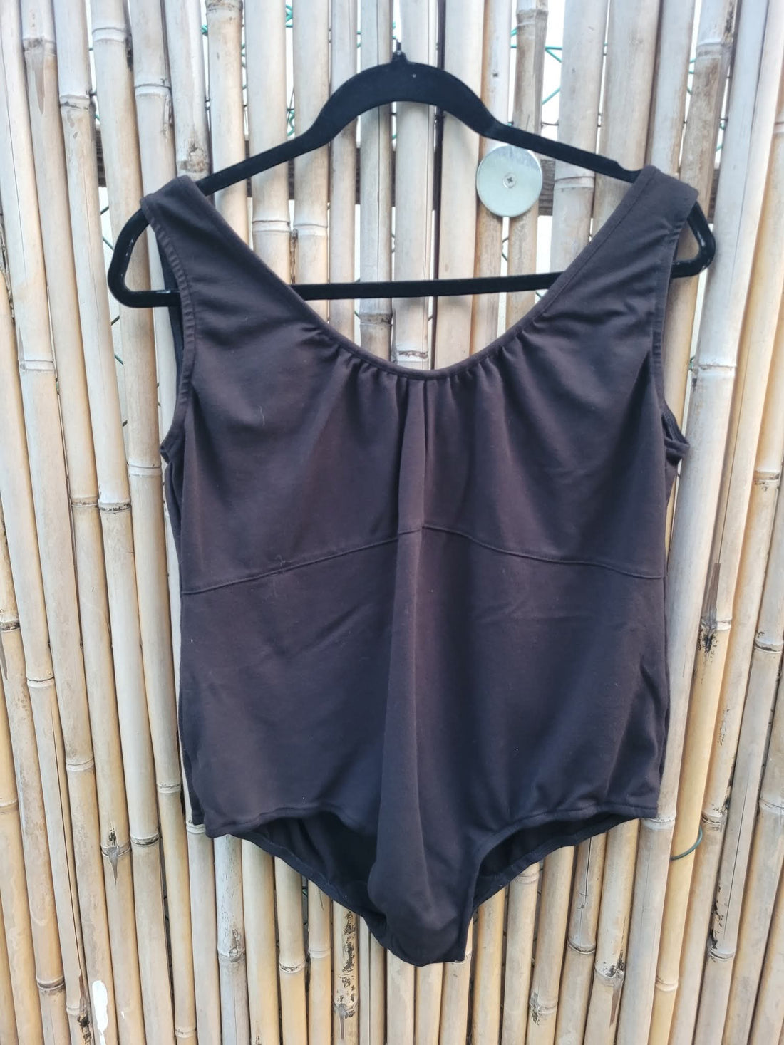 בגד גוף שחור