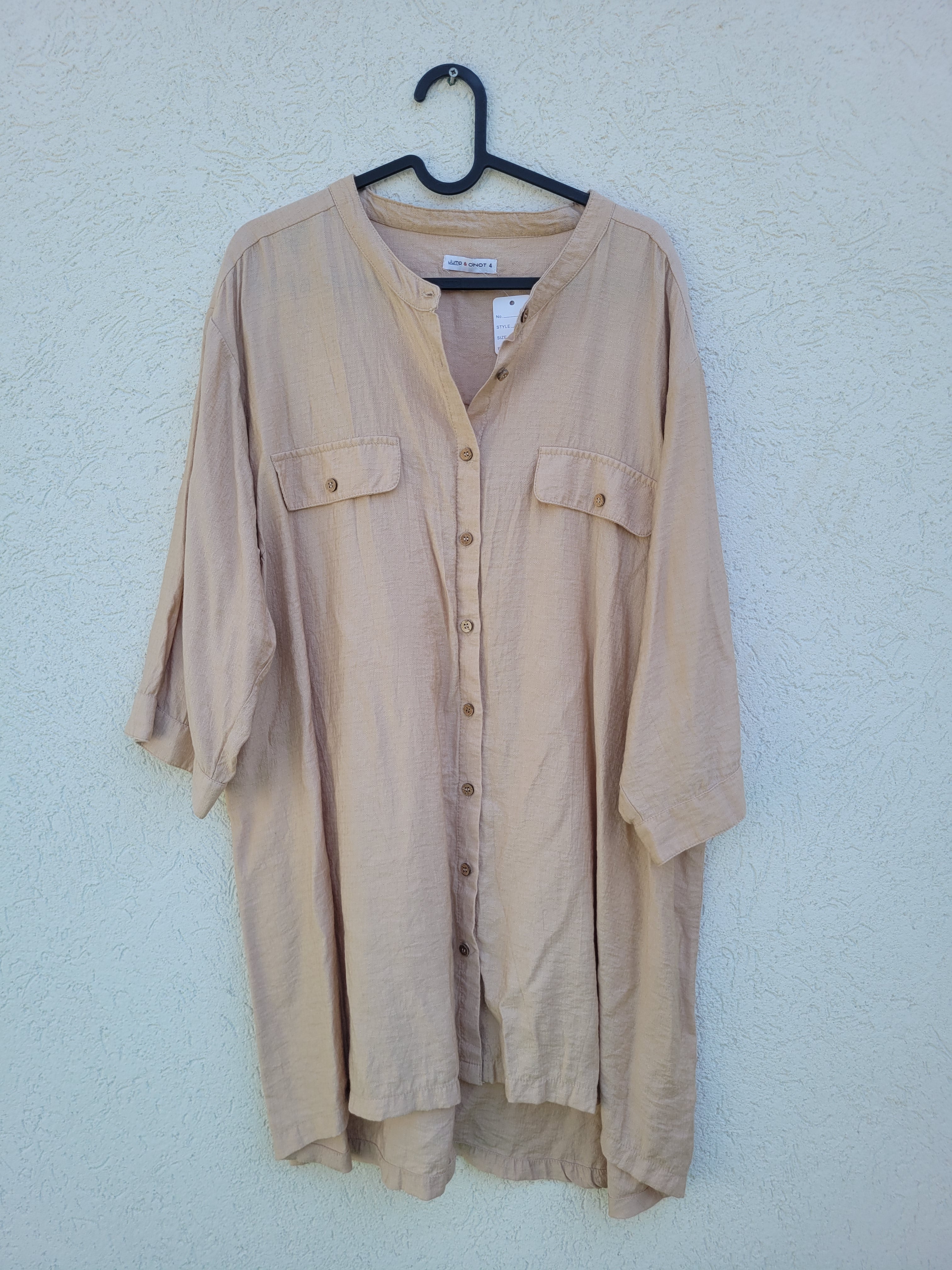 טוניקה בהירה