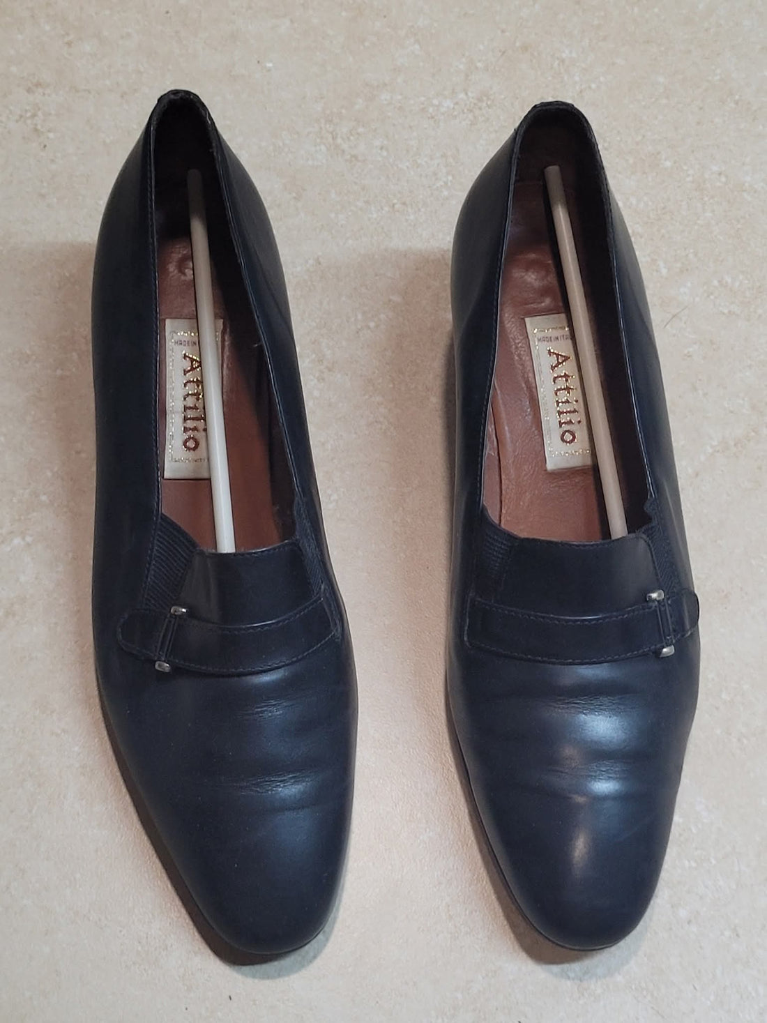 נעלים עקב נמוך שחורות מידה 41