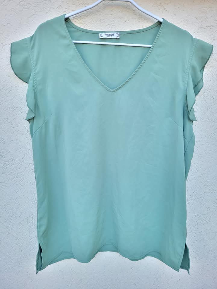 חולצה בגוון מנטה