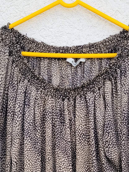 חולצת סאטן עם גומי