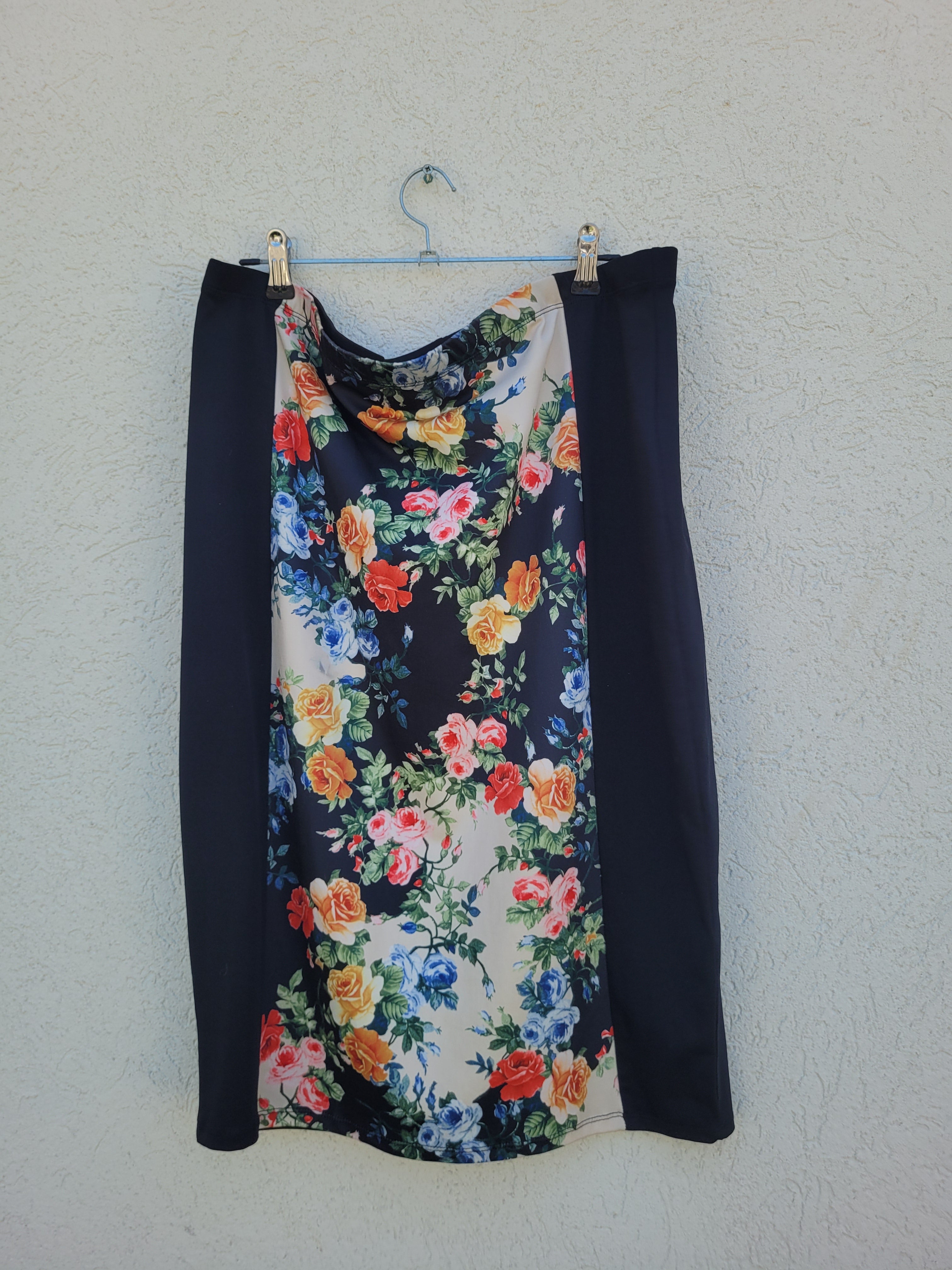 חצאית מיני סטרצ&