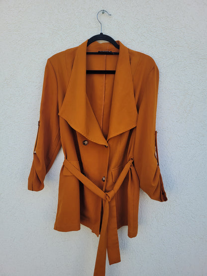 זקט דק עם קשירה