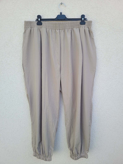 מכנסיים רחבים עם גומי