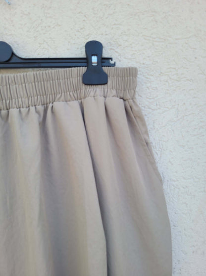 מכנסיים רחבים עם גומי