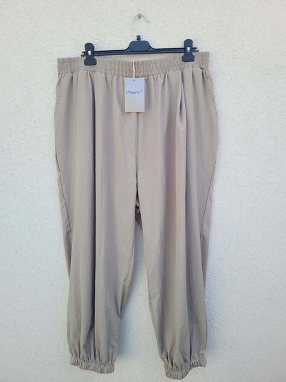 מכנסיים רחבים עם גומי