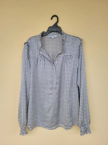 חולצה מכופתרת עם פסי אלכסון קטנים