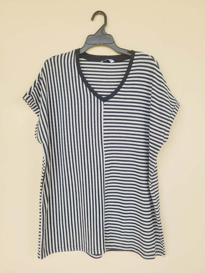 חולצת סריג פסים כחול ולבן