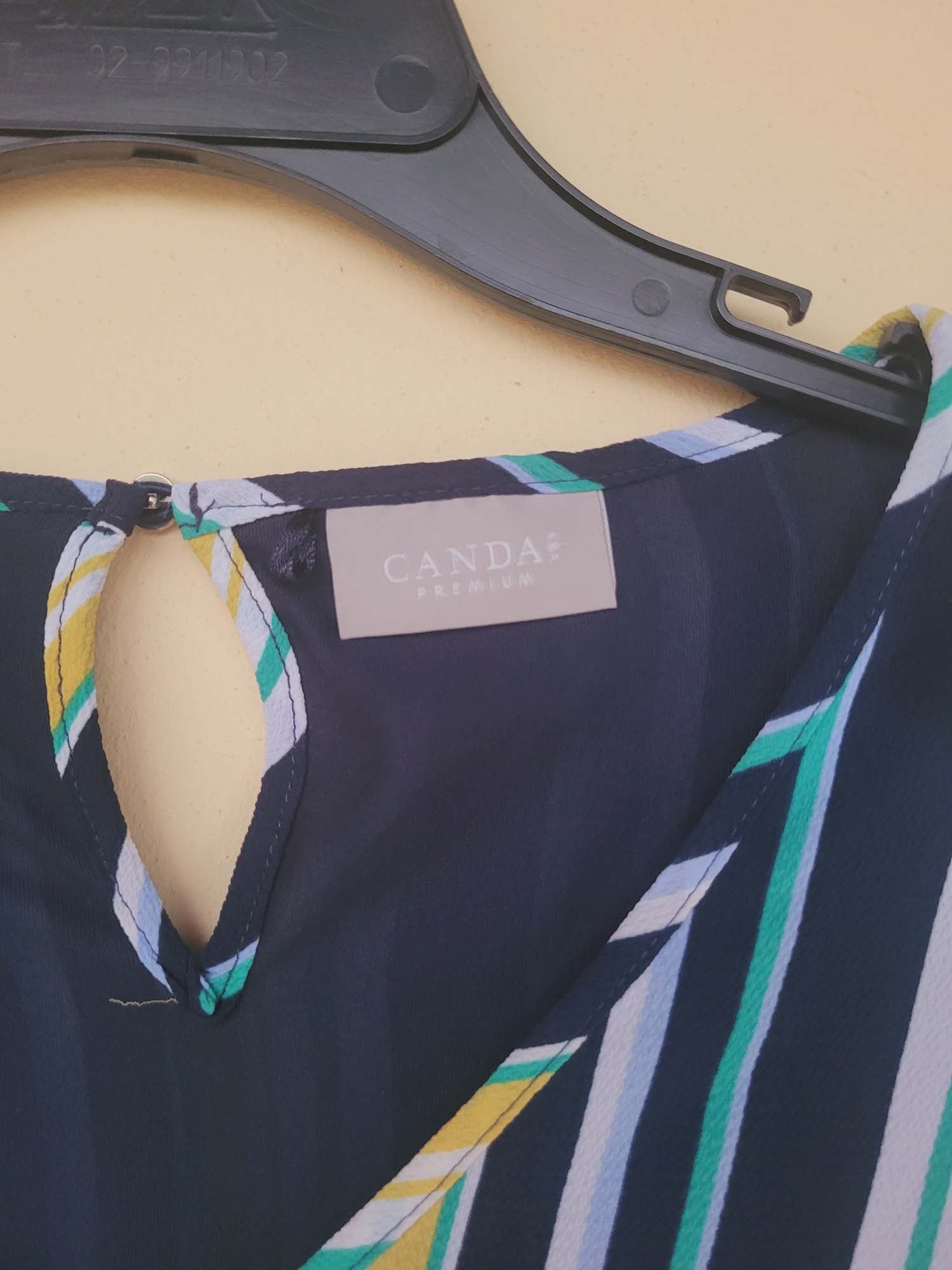 חולצה עם פסים ושרוולים תפוחים