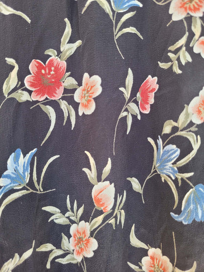 מכנסיים פרחוניים קלילים