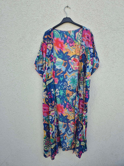 עליונית ארוכה דקיקה צבעונית