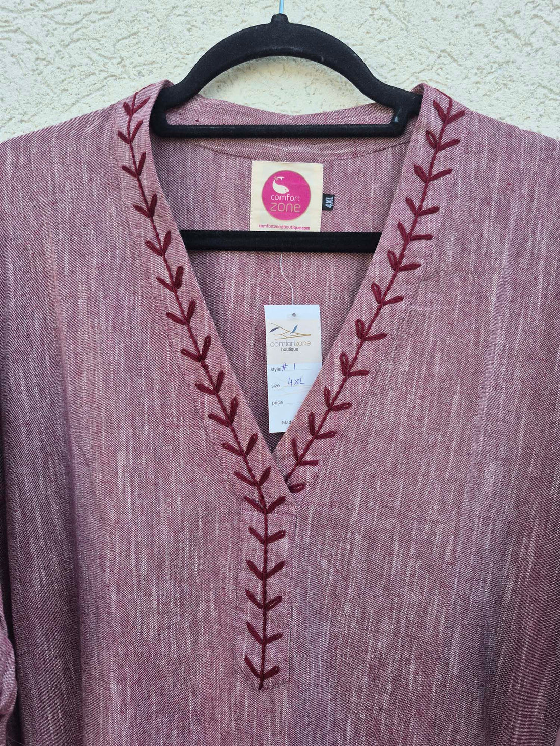 שמלת גלביה עם רקמה סגולה