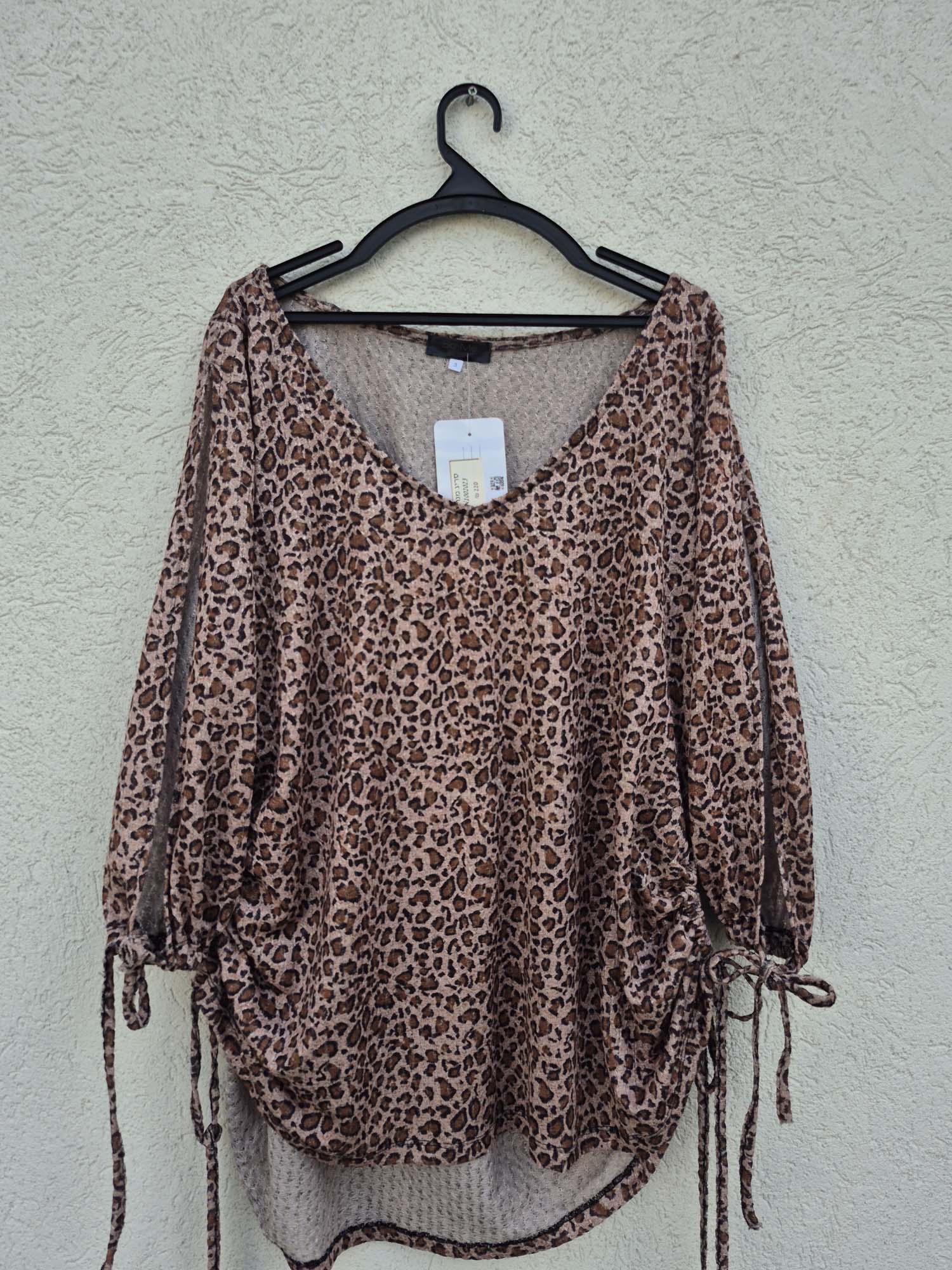 חולצת סריג מנומרת