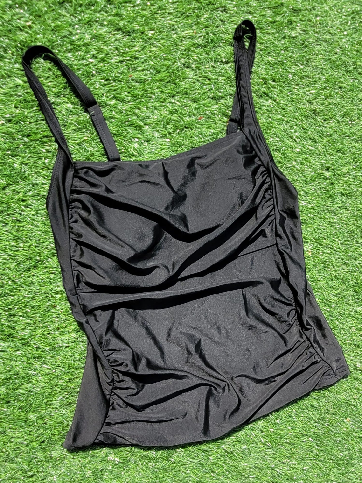 טופ טנקיני שחור