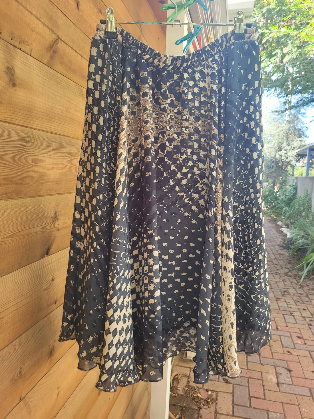 חצאית ארוכה בגזרה A