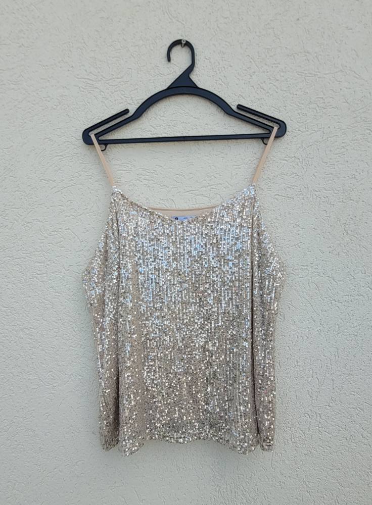 גופיית פייטים