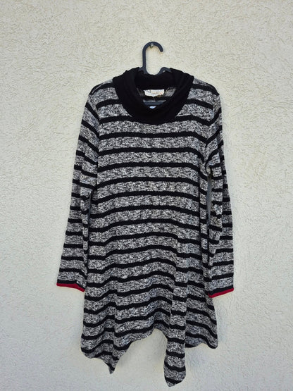 סריג פסיים שחור אפור