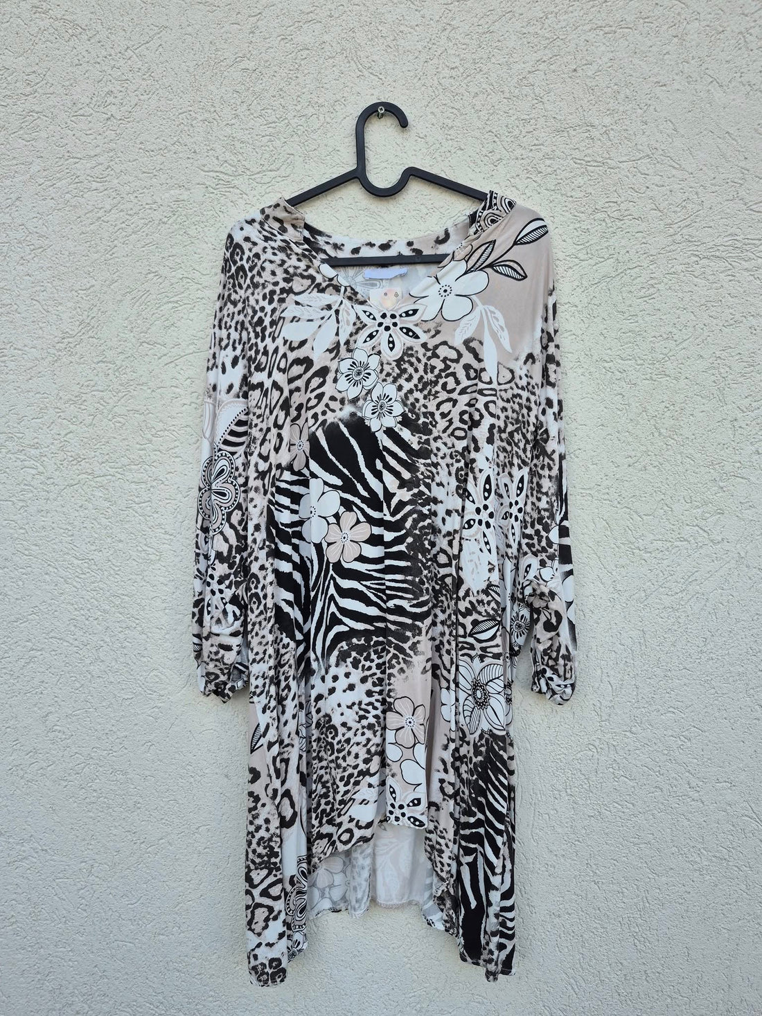 טוניקת כותנה בהירה בהדפס חייתי