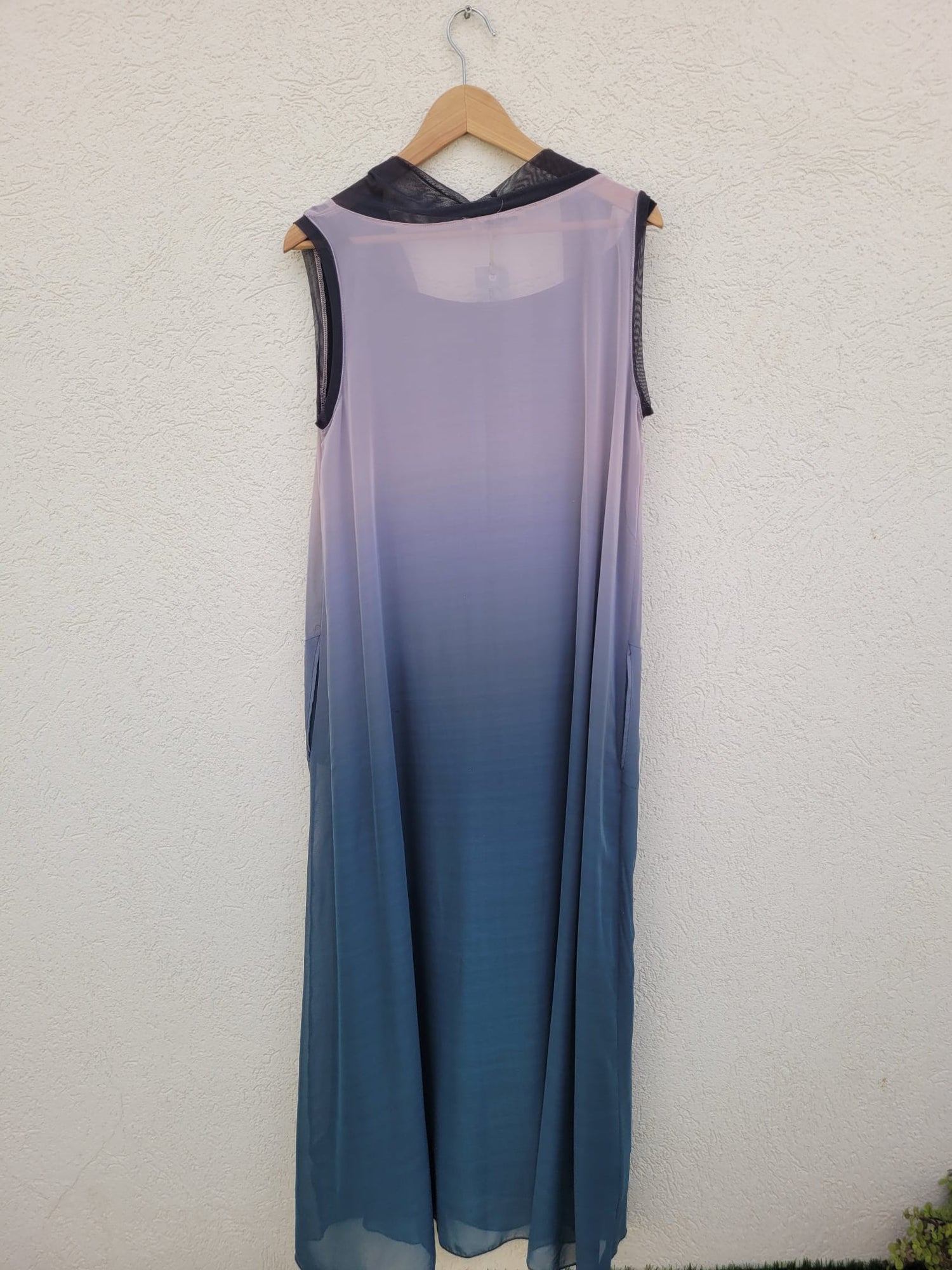 שמלת שיפון בגווני אפור ורוד