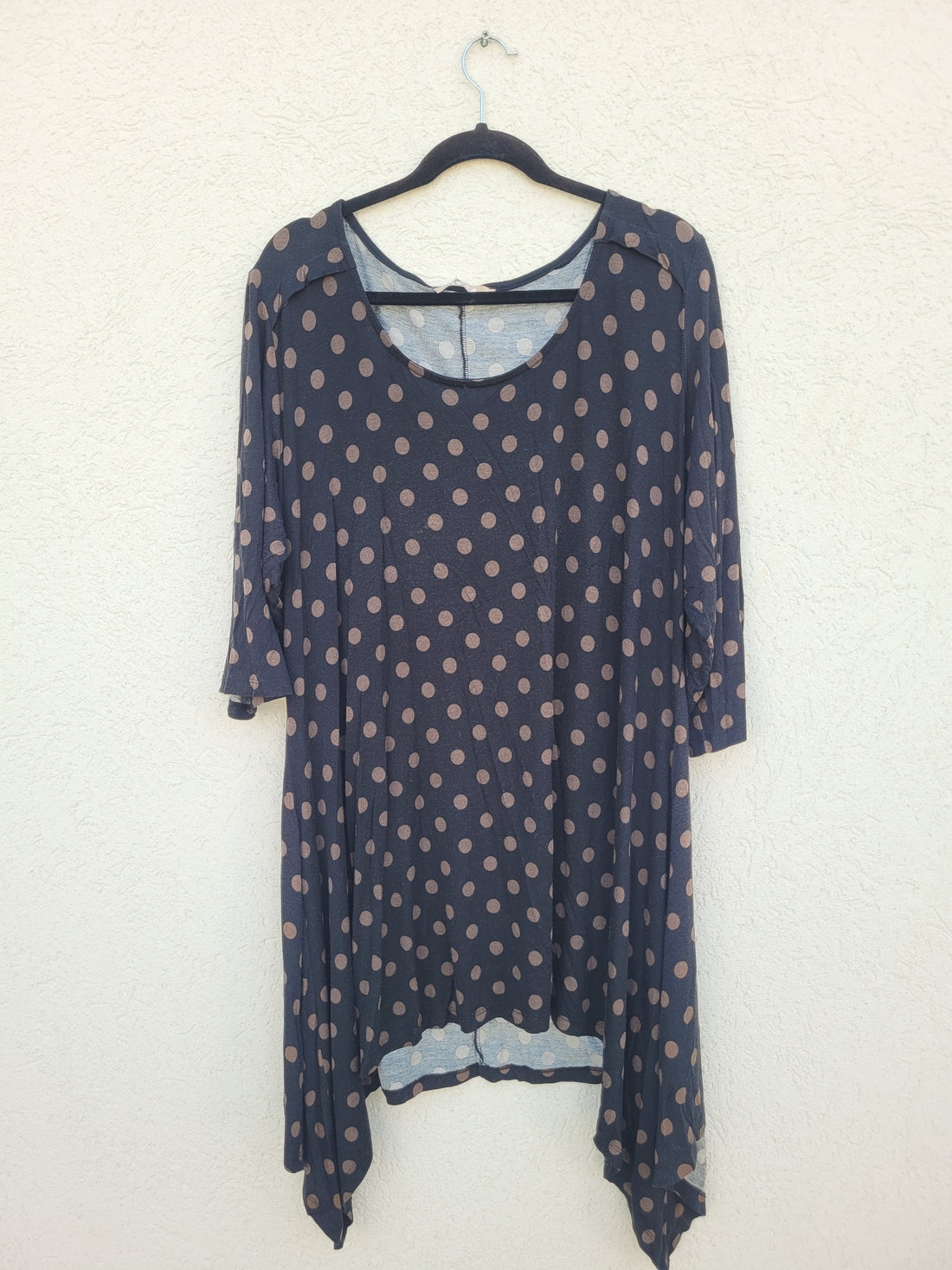 טוניקת טריקו נקודות