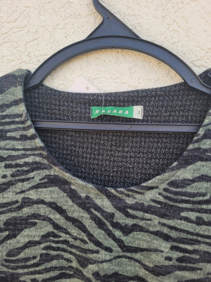 שמלת סריג בשילוב מנומר