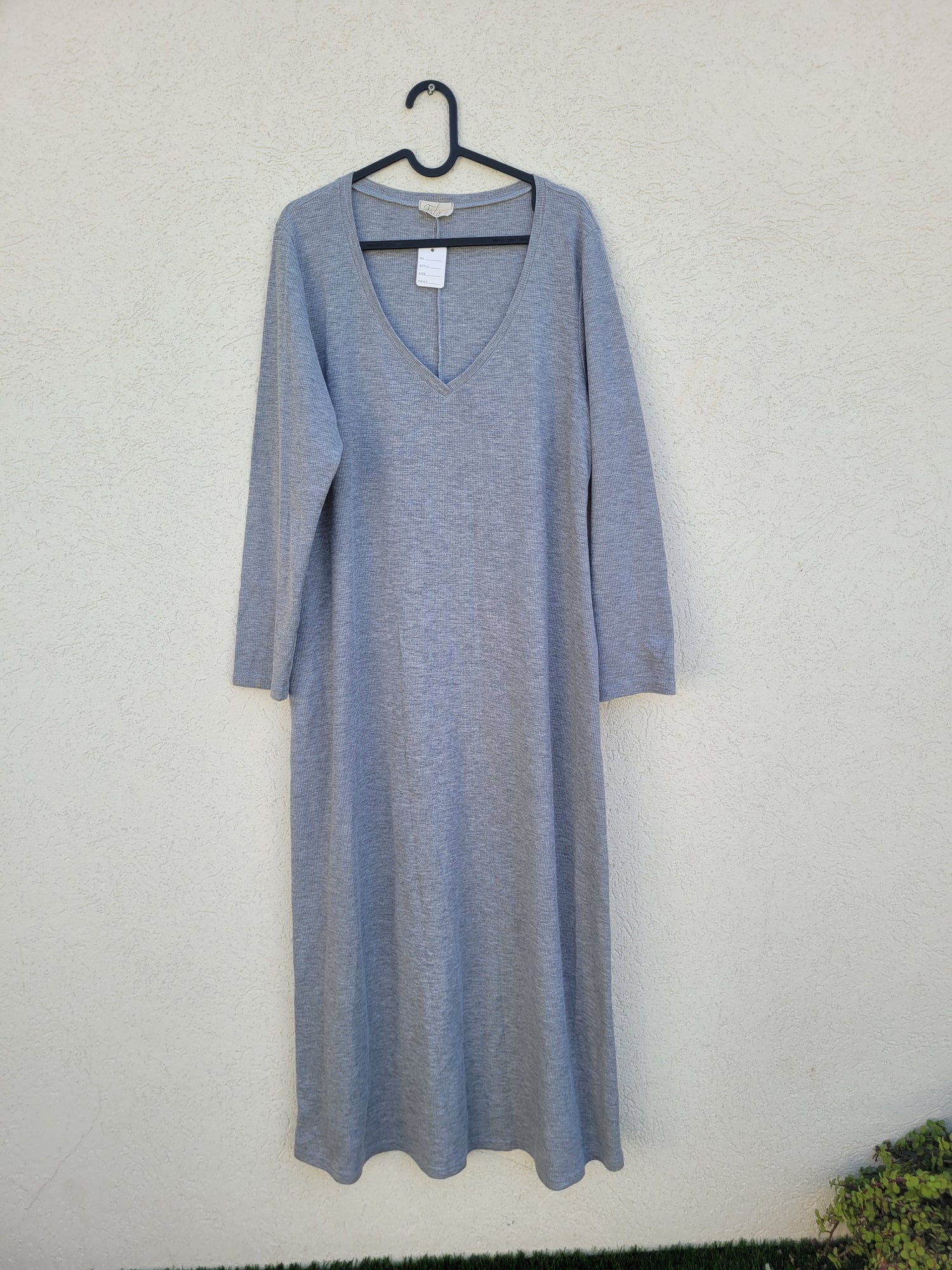 שמלת מקסי אפורה