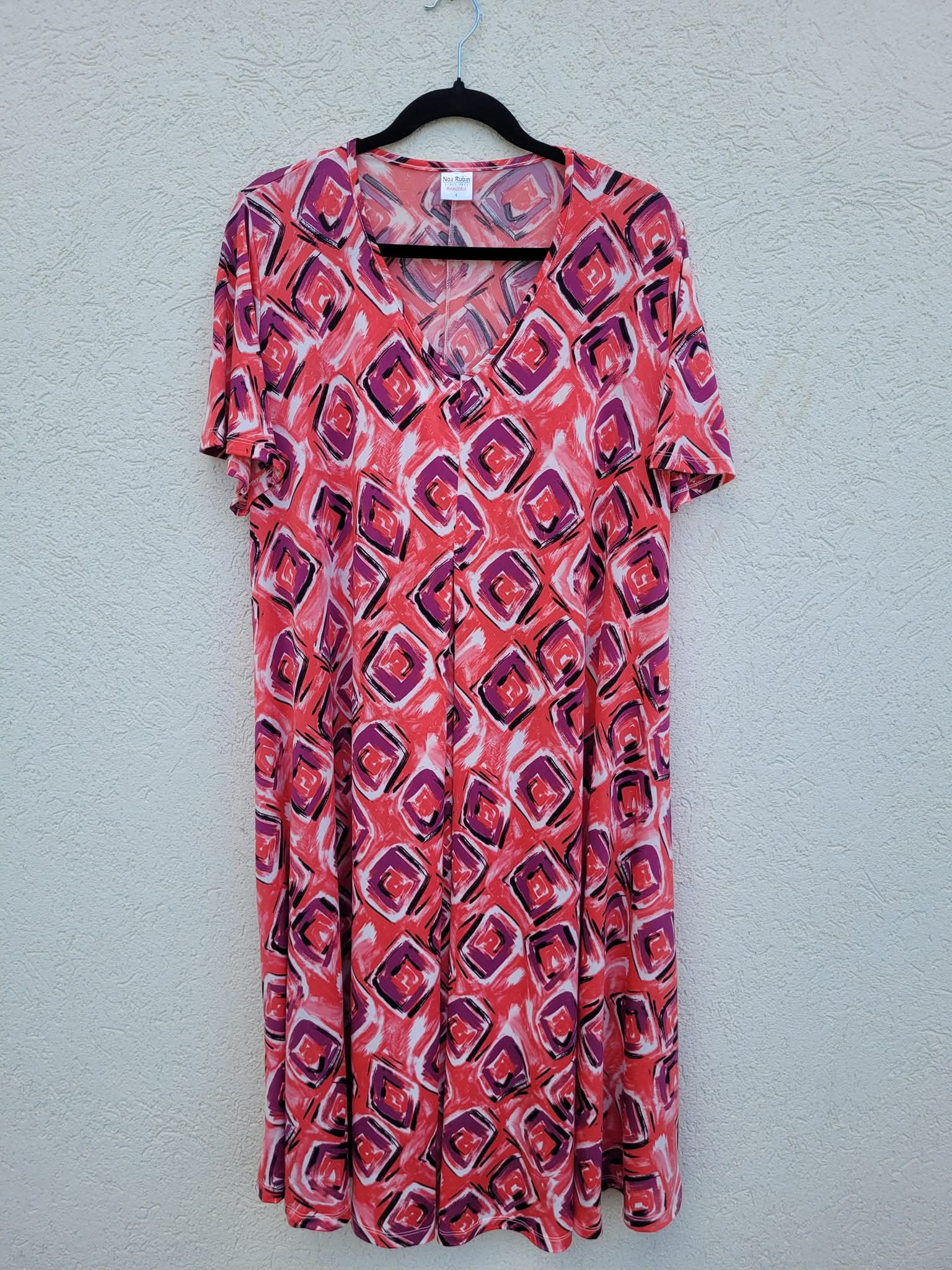 שמלת מידי צבעונית בגזרה A