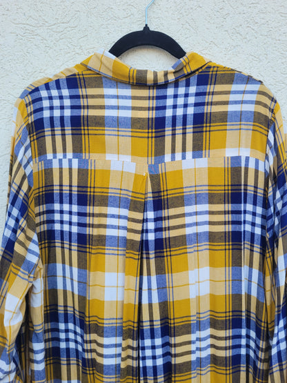 שמלה משובצת חצי מכופתרת