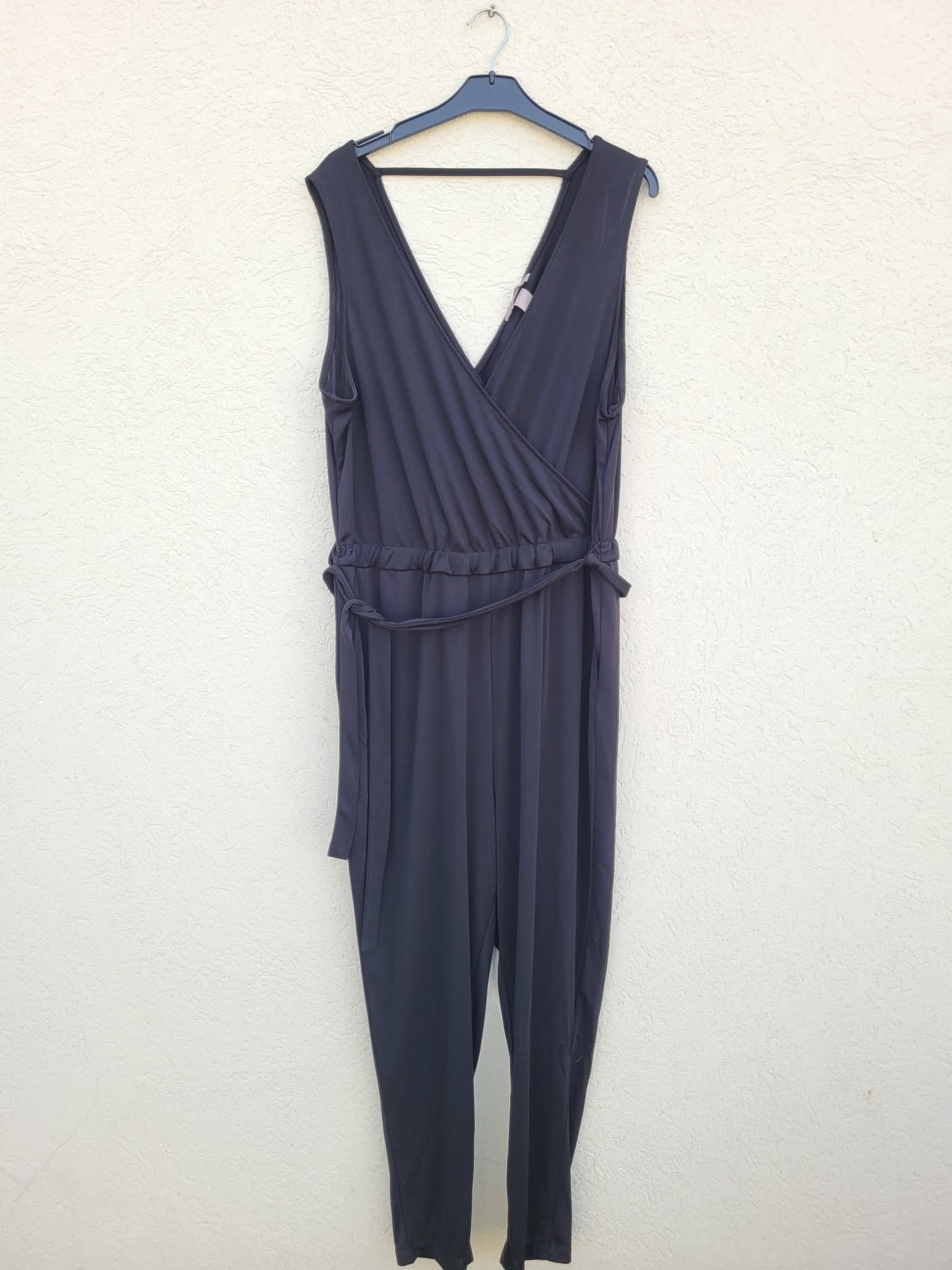 אוברול שחור מעטפת