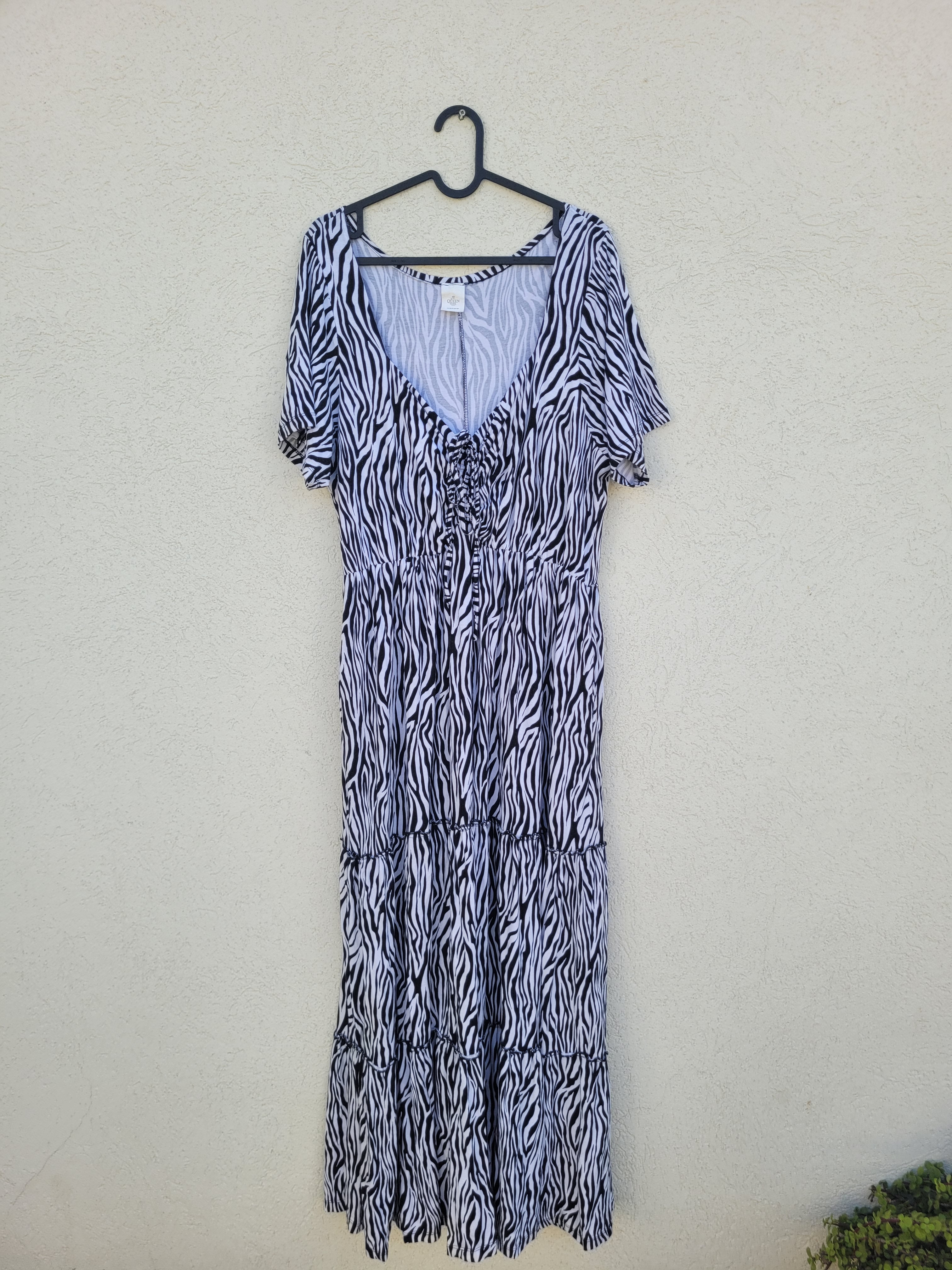 שמלת מקסי מזוברת