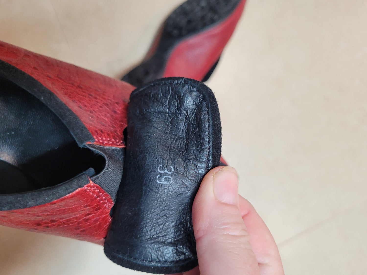 מוקסינים בבורדו ושחור מידה 39